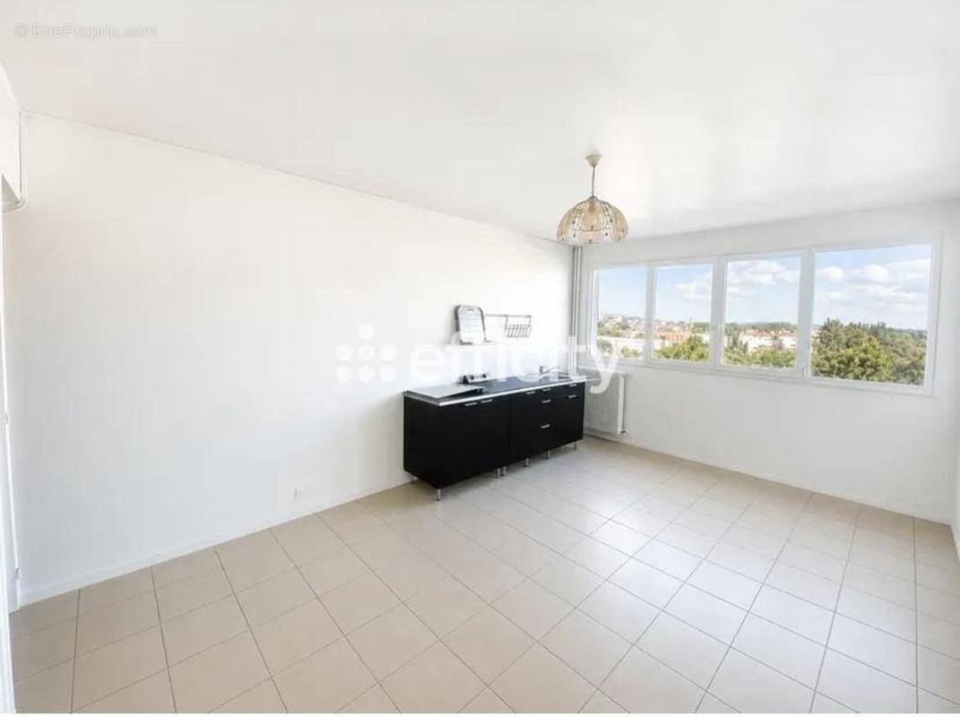 Appartement à NEUILLY-SUR-MARNE