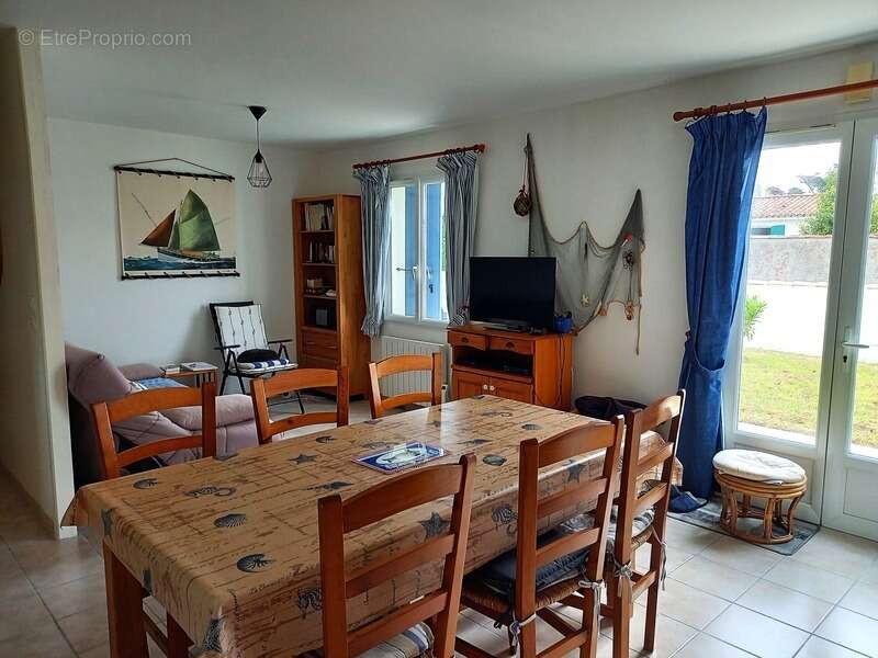 Maison à LA BREE-LES-BAINS