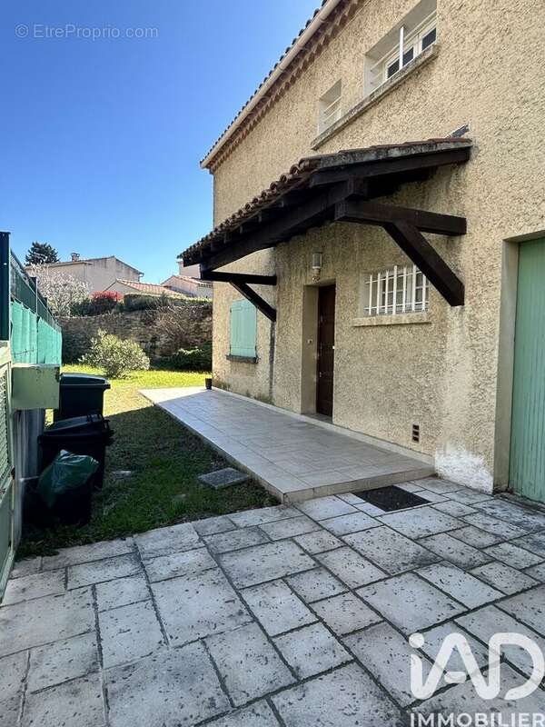 Photo 2 - Maison à SALON-DE-PROVENCE