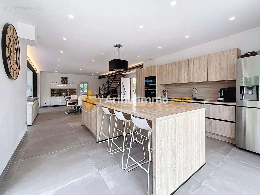 Maison à BOURGOIN-JALLIEU