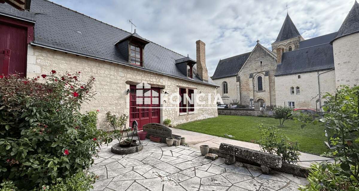 Maison à SAINT-EPAIN