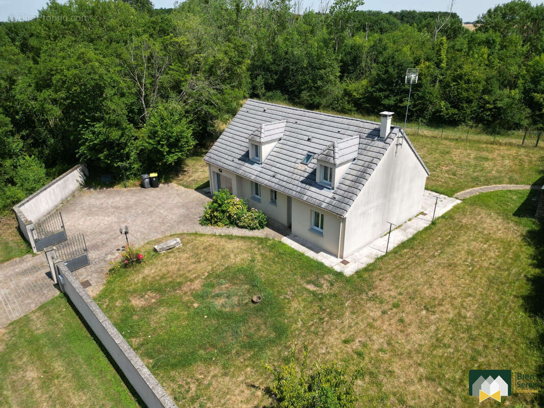 Maison à NOGENT-SUR-EURE