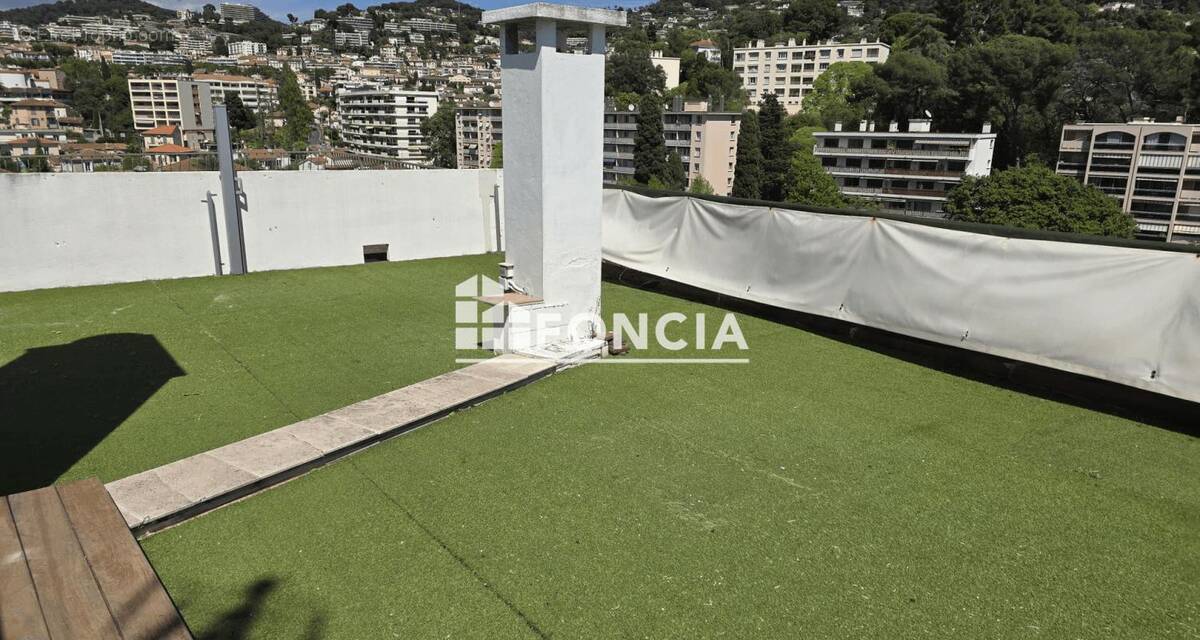 Appartement à LE CANNET
