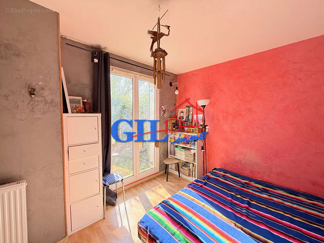 Appartement à SAVIGNY-LE-TEMPLE