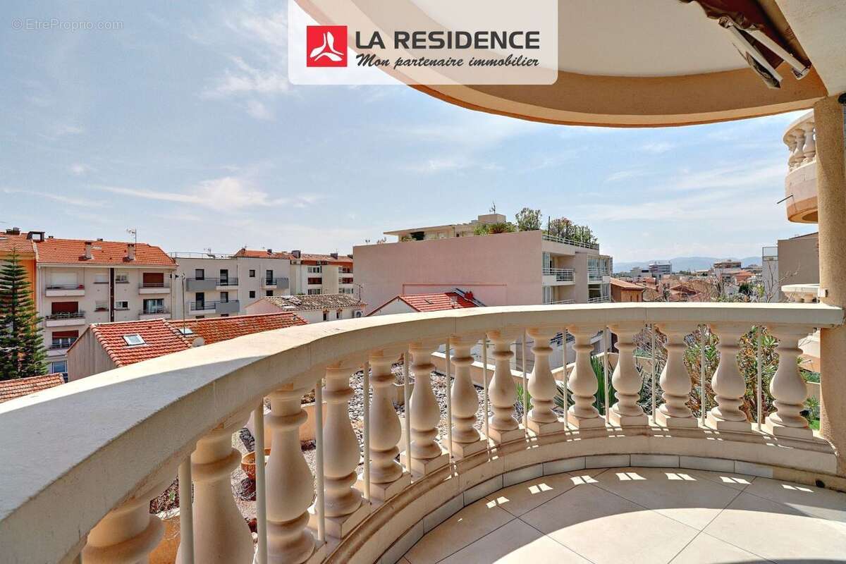 Appartement 70 m² à Frejus  - photo 2