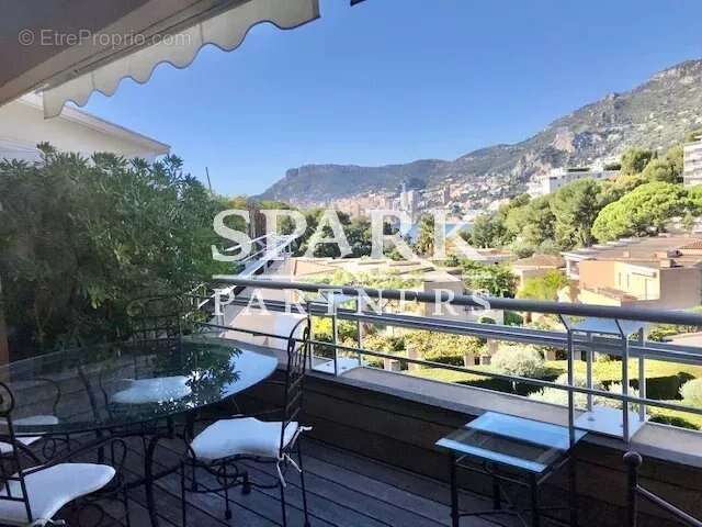 Appartement à ROQUEBRUNE-CAP-MARTIN