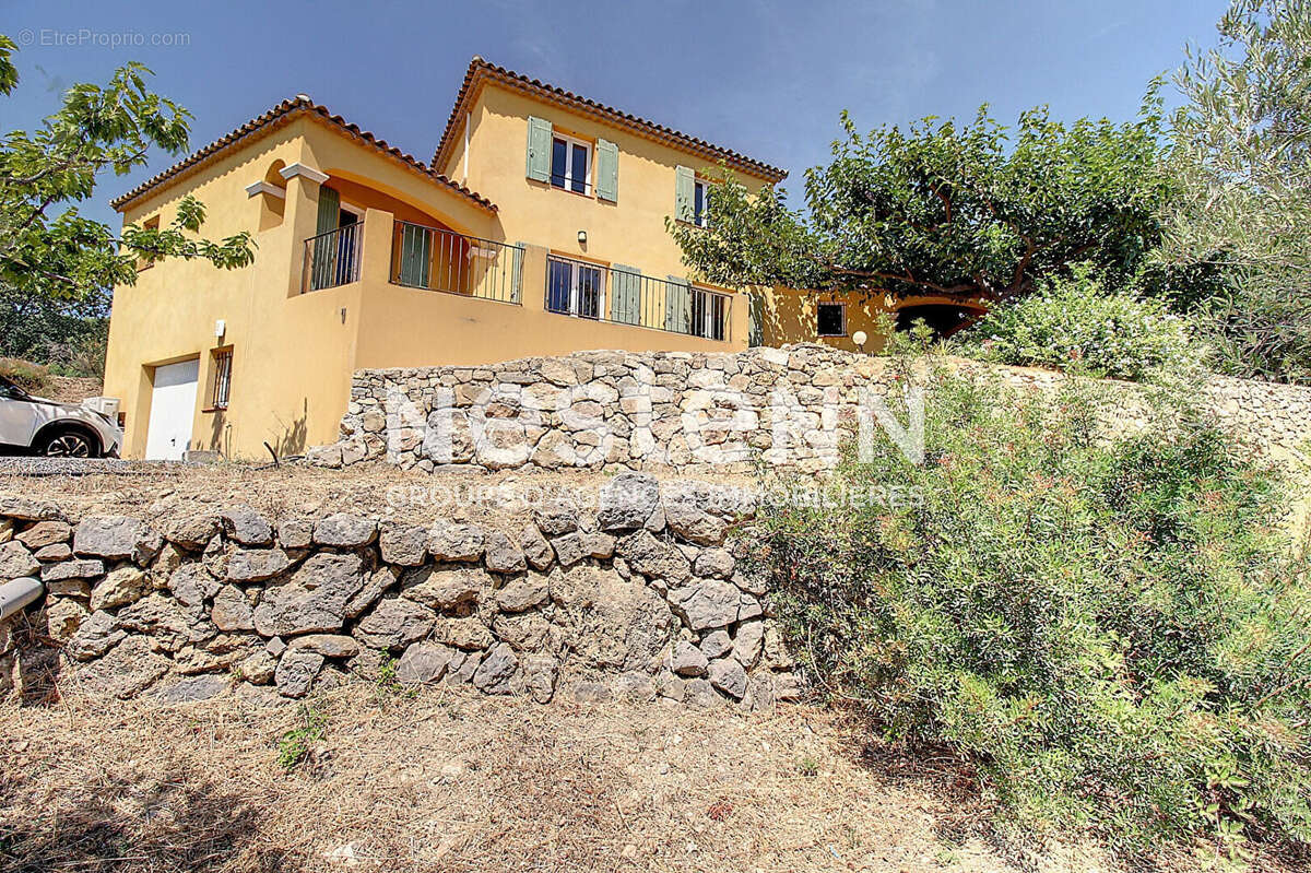 Maison à DRAGUIGNAN