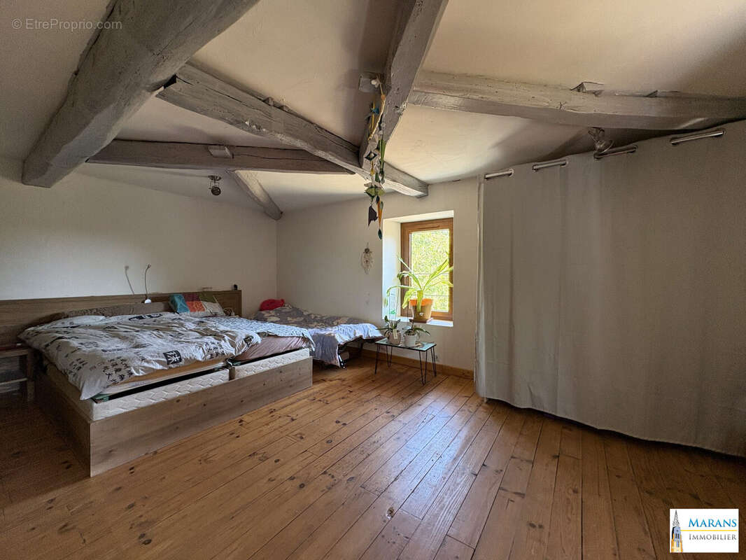 Maison 324 m² à Saint-Jean-De-Liversay  - photo 8