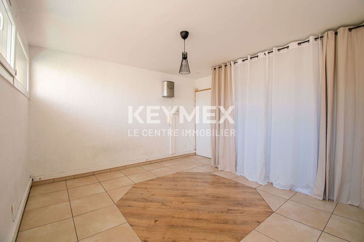 Appartement à HYERES