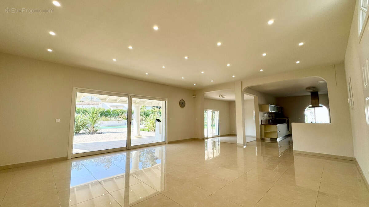 Maison piscine 220m² aix nord - photo 10