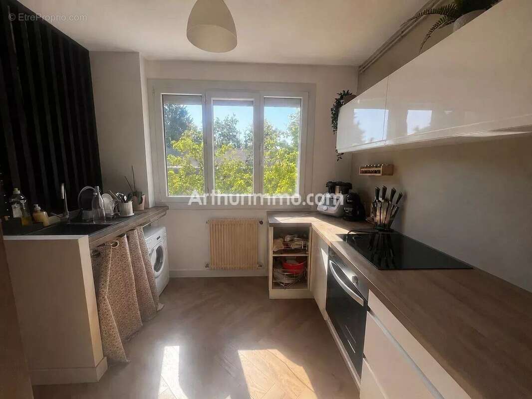 Appartement à LONS-LE-SAUNIER