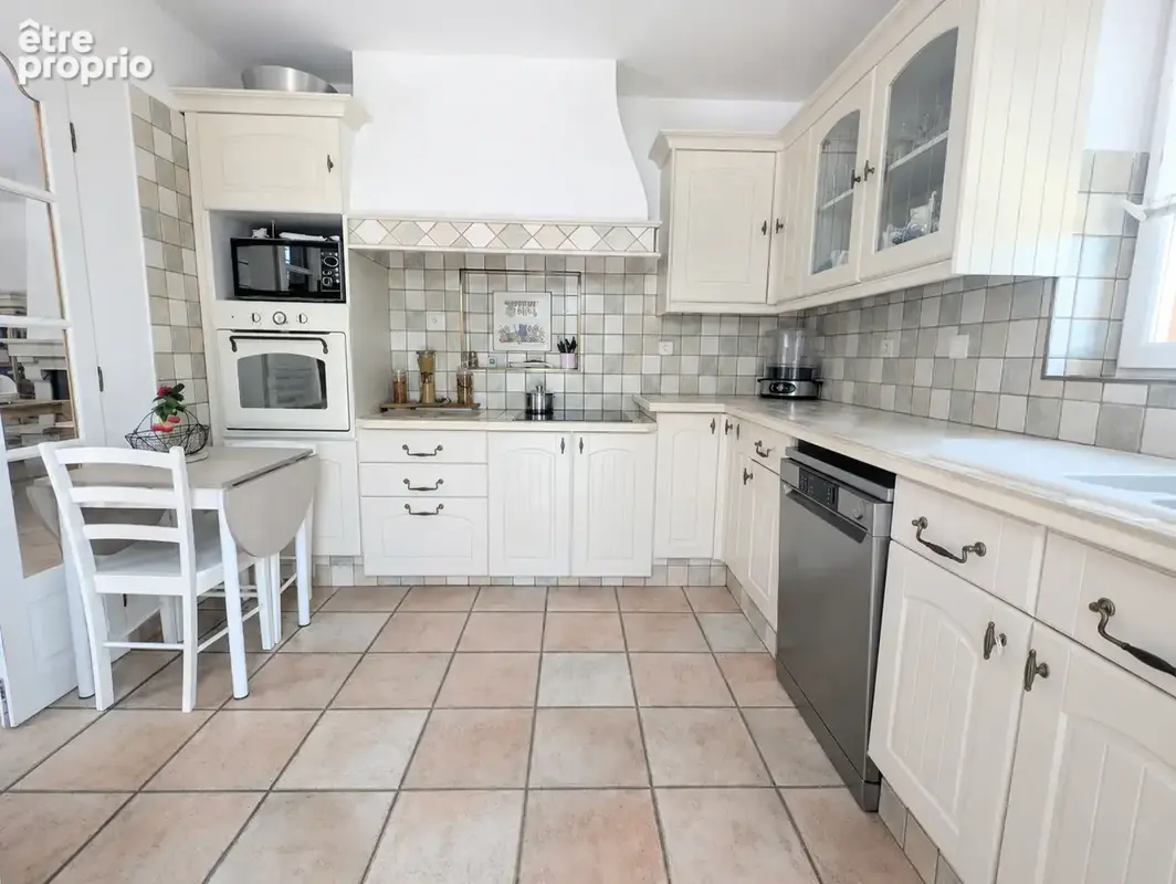 Maison T4 - 3 chambres avec Terrain de 684 m2 à Rougier 83170 - photo 6