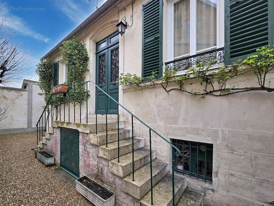 Photo 1 - Maison à FRENEUSE