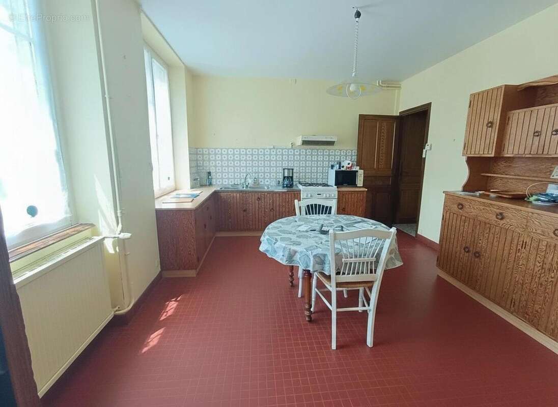 Maison 115 m² à Le Bourgneuf-La-Foret  - photo 7