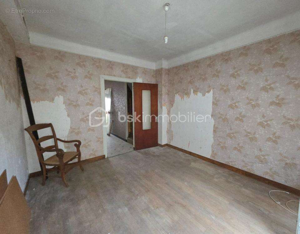 Maison à LE BUSSEAU