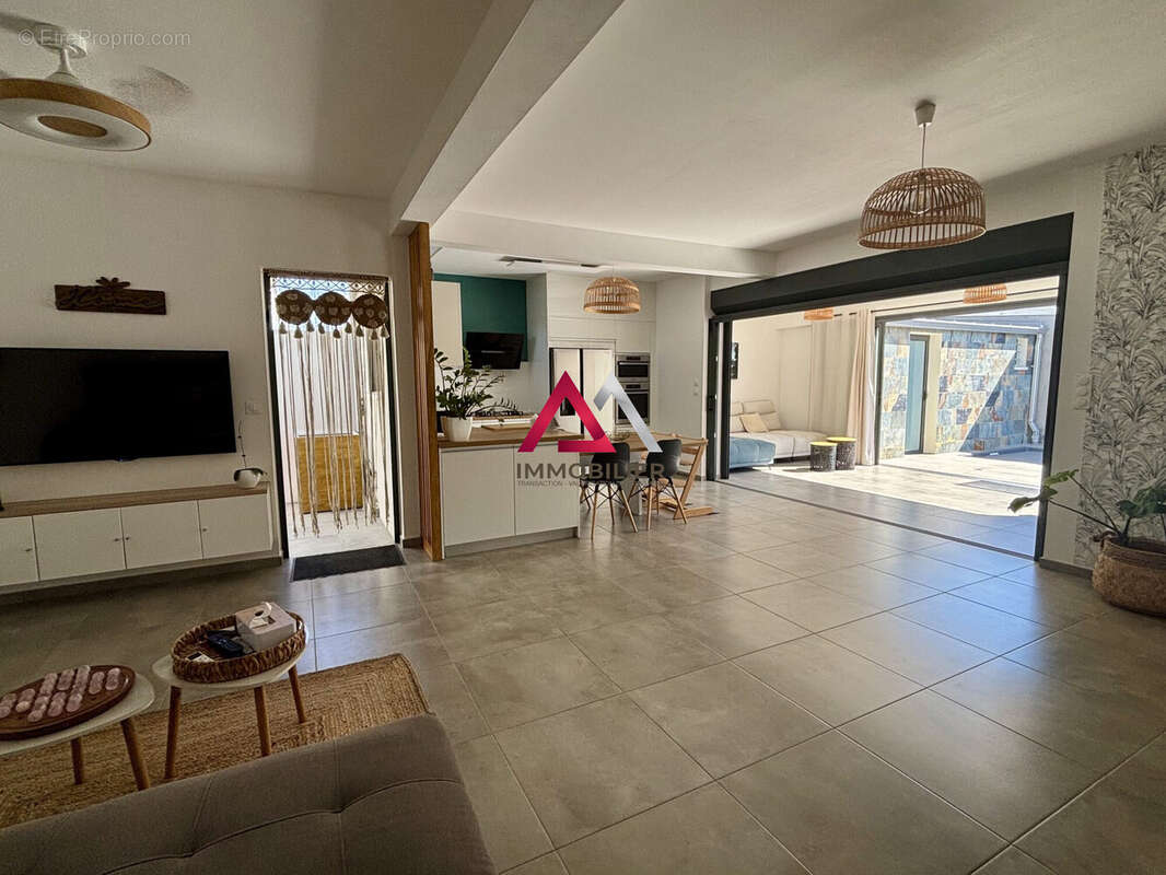 Maison à SAINT-PIERRE