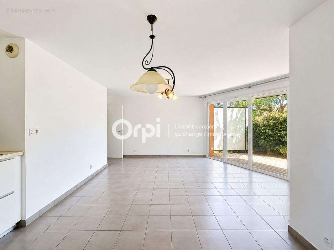 Appartement T2 À Vendre - photo 3