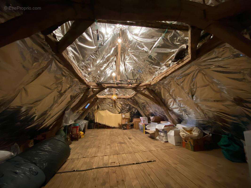 Maison à SAINTE-ALVERE