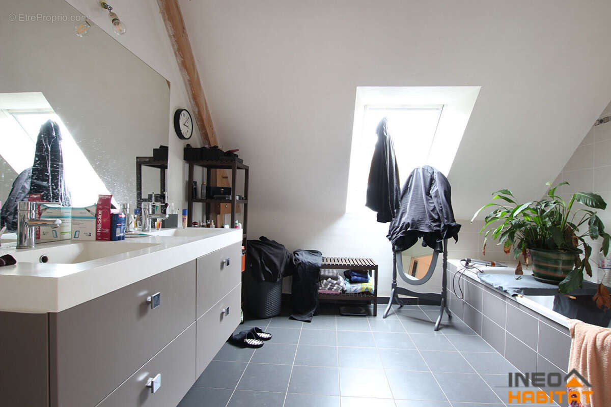 Maison à GRAND-FOUGERAY