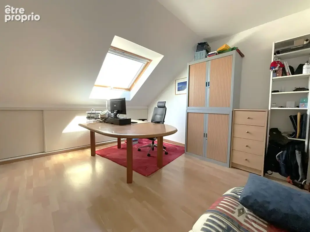 Superbe maison INDIVIDUELLE 165 m² AU CALME - 10 min Gare en bus - photo 12