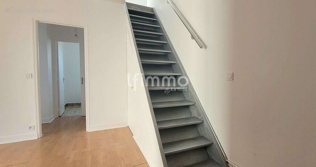 Grand appartement F3 en duplex - photo 7