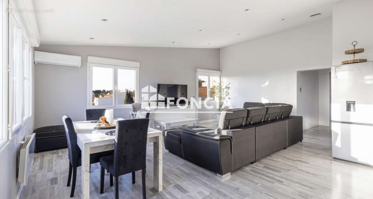 Appartement à PORT-DE-BOUC