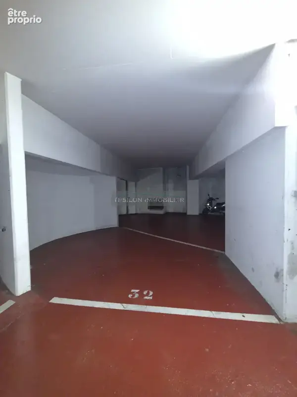 Parking à BEAUSOLEIL
