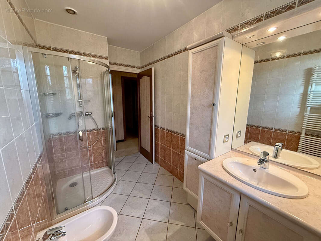 Maison à ESTIVAREILLES