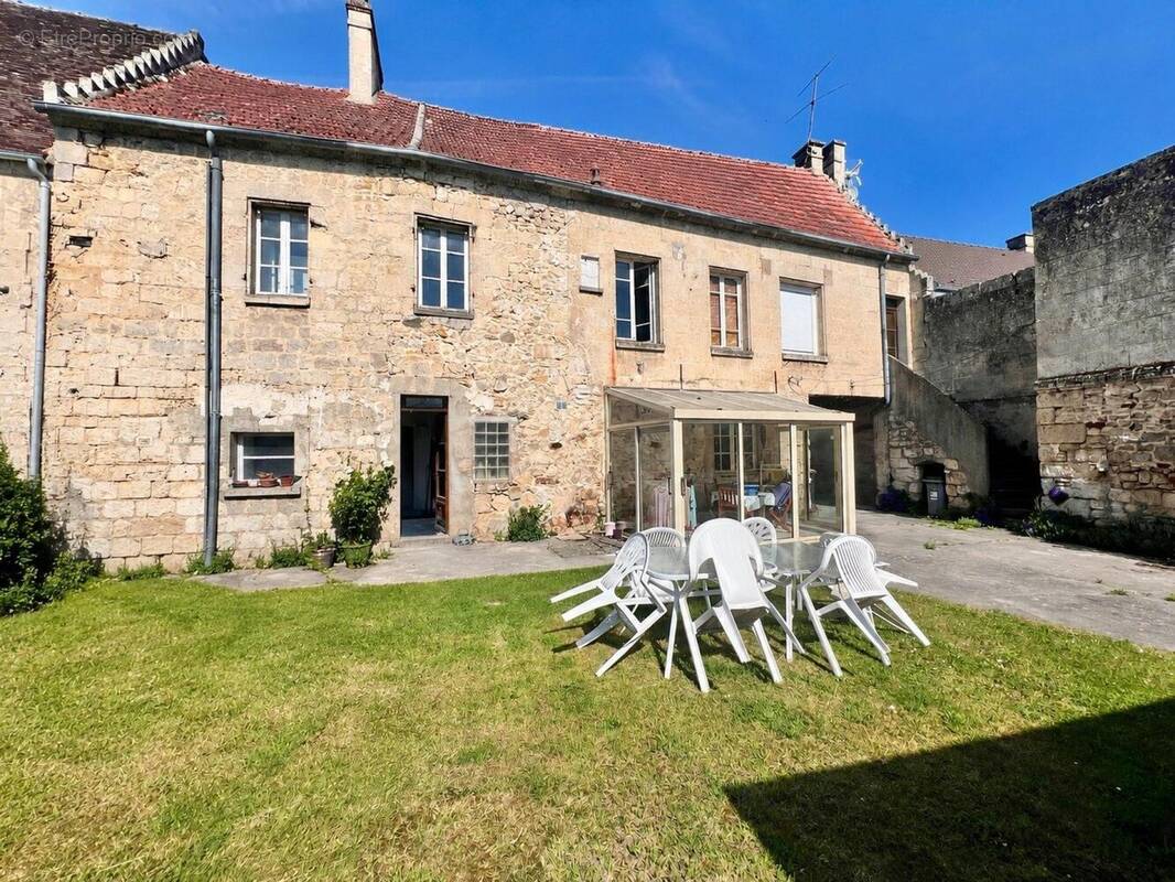 Photo 1 - Maison à VILLERS-COTTERETS