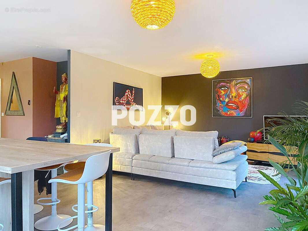 Maison à LE VAL-SAINT-PERE