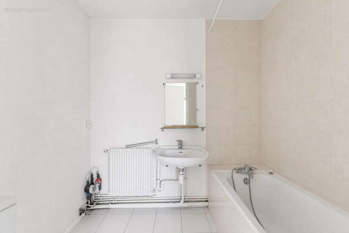 Appartement 1 pièce de 26 m² à Libourne 65000eu - photo 7