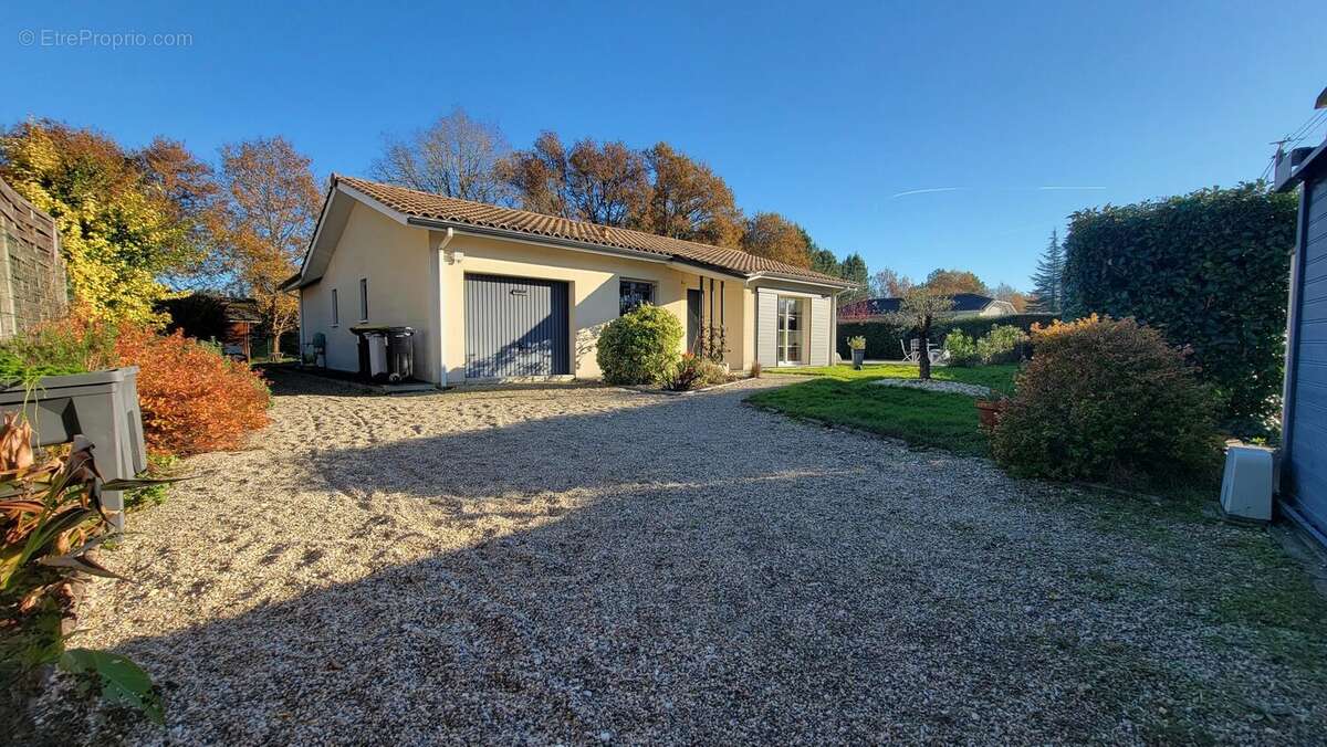 Maison à SAINT-SYMPHORIEN