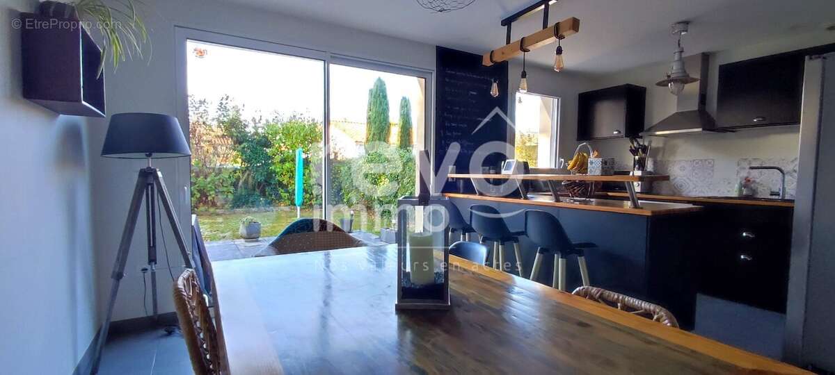 Maison à LES BROUZILS