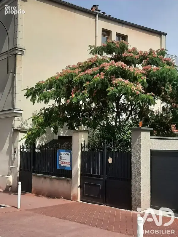 Photo 1 - Appartement à MONTROUGE