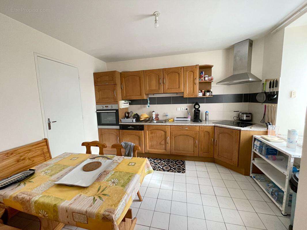 Corps de ferme  Bully avec une maison d'habitation de 107 m² rénovée - photo 8