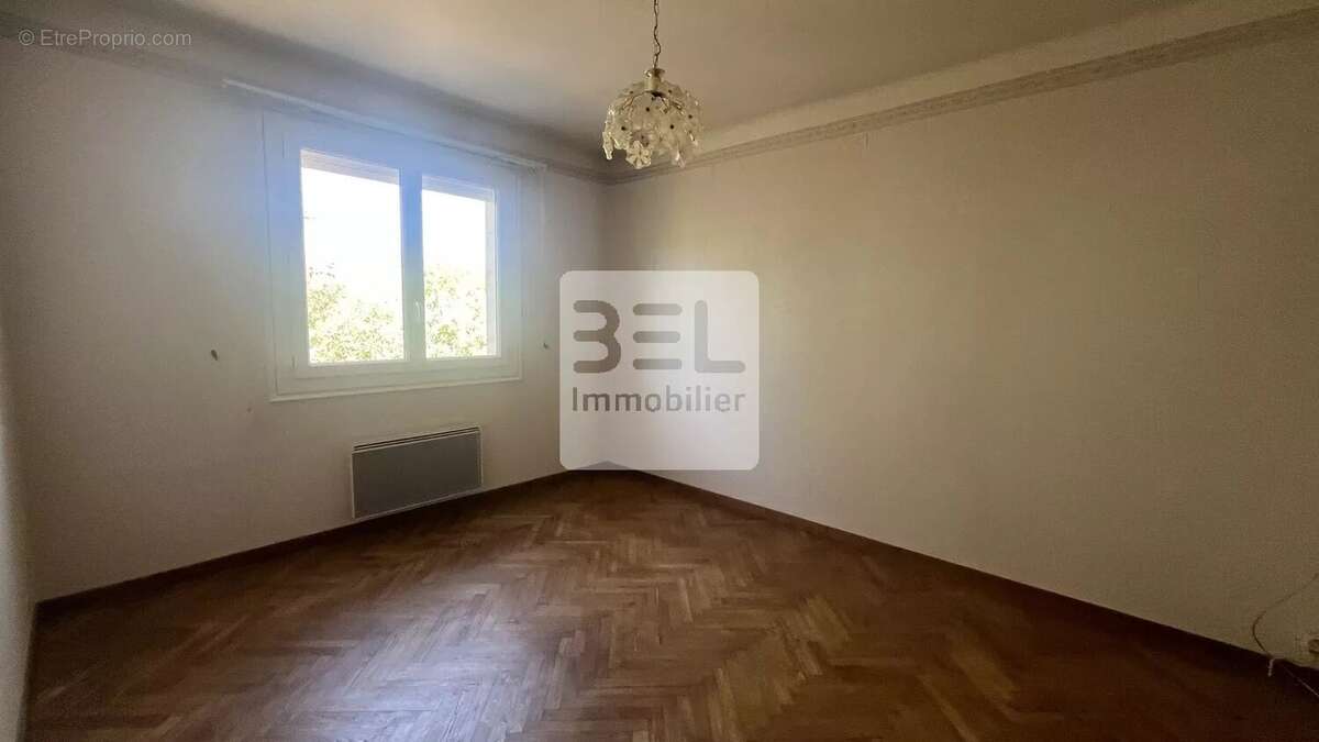 Maison à BAGNOLS-SUR-CEZE