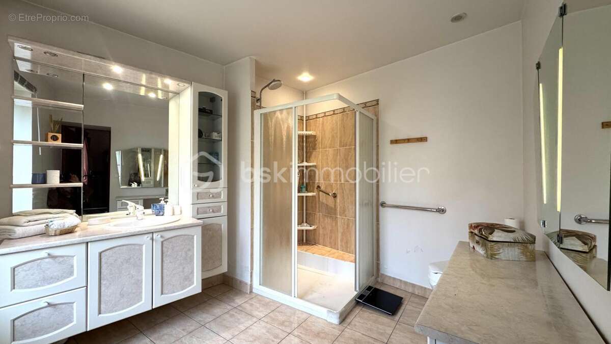 Maison à GERMIGNY-L&#039;EVEQUE