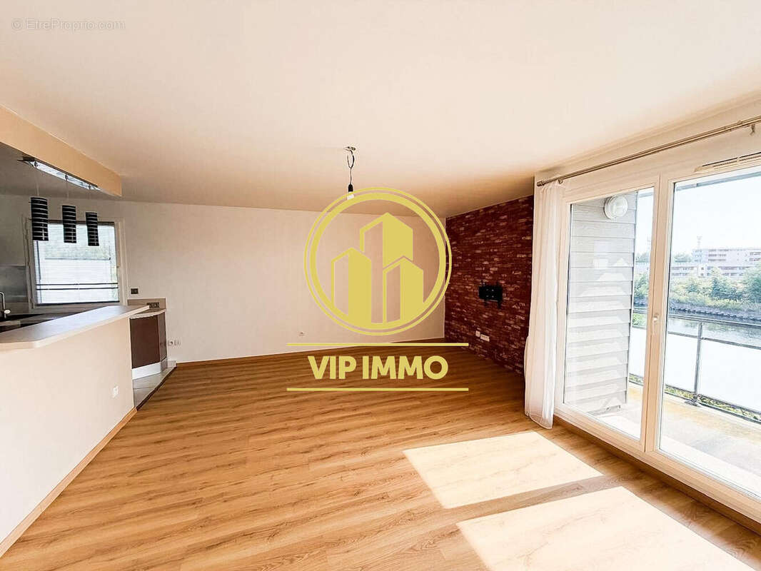 Appartement 75 m² à Saint-Andre-Lez-Lille  - photo 4