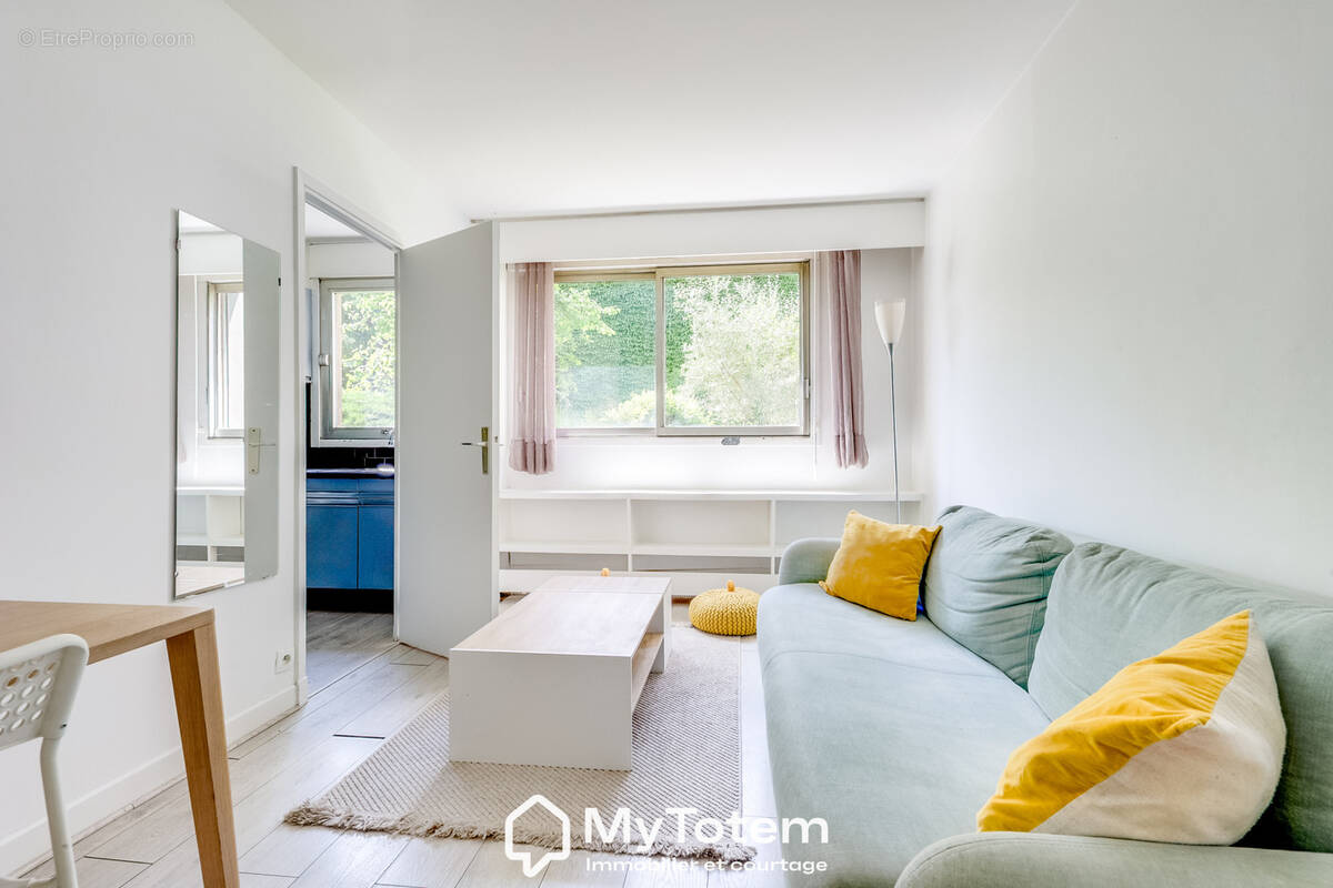 Appartement à PARIS-10E