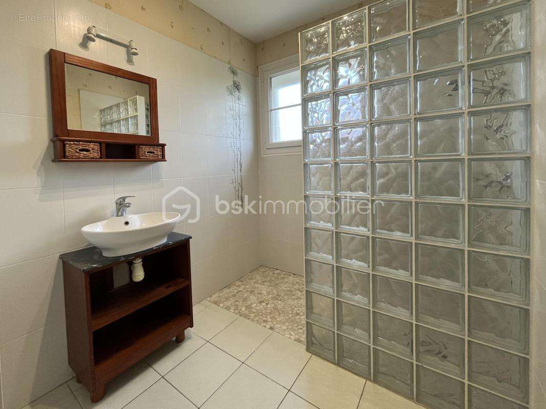 Maison plain-pied 98 m2 sur terrain clos 564 m2 - photo 6