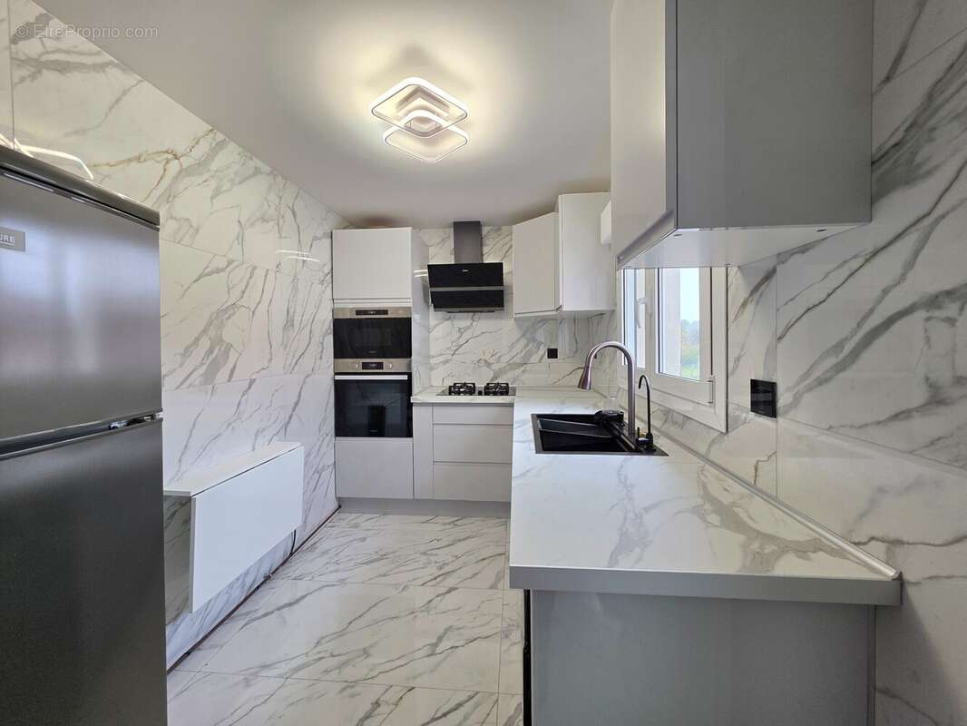 Maison 70 m² à Saint-Etienne-En-Bresse  - photo 2