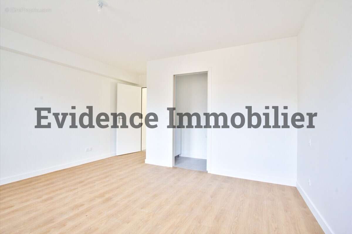 Appartement à GILLY-SUR-ISERE