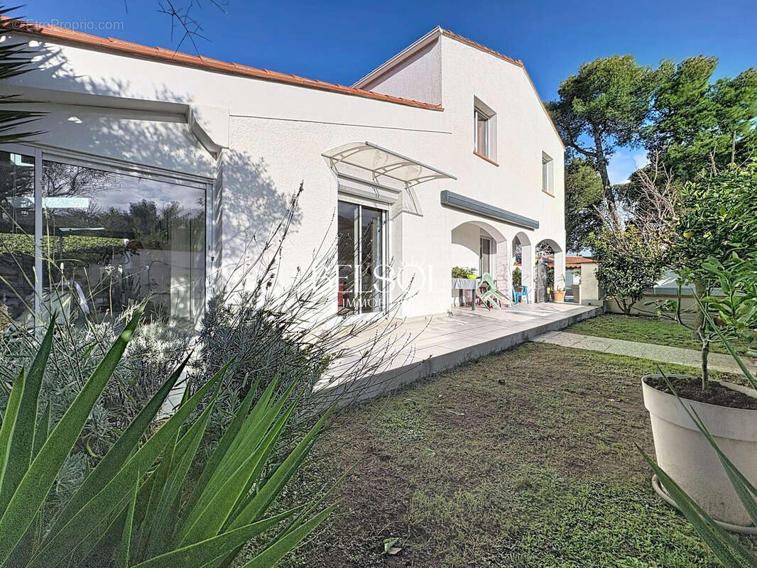 Maison à SAINT-CYPRIEN