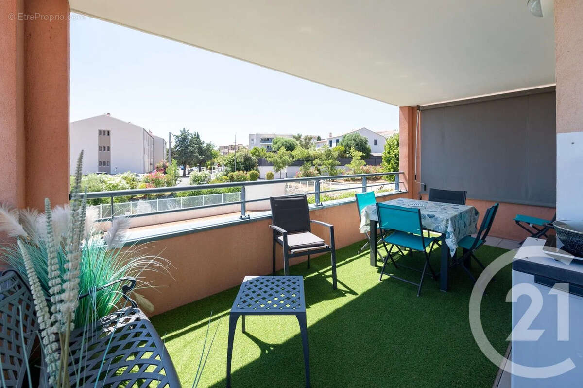 Appartement à BORMES-LES-MIMOSAS
