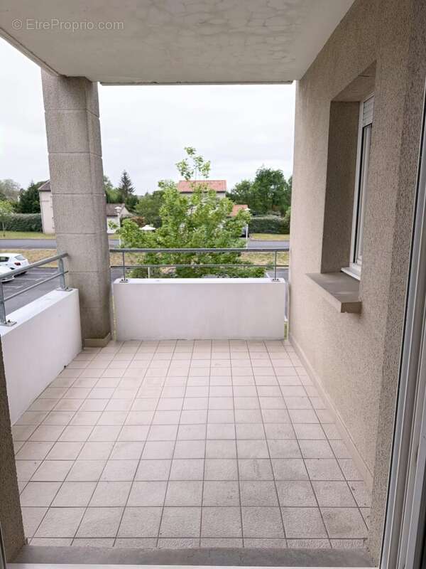 Appartement à PINEUILH