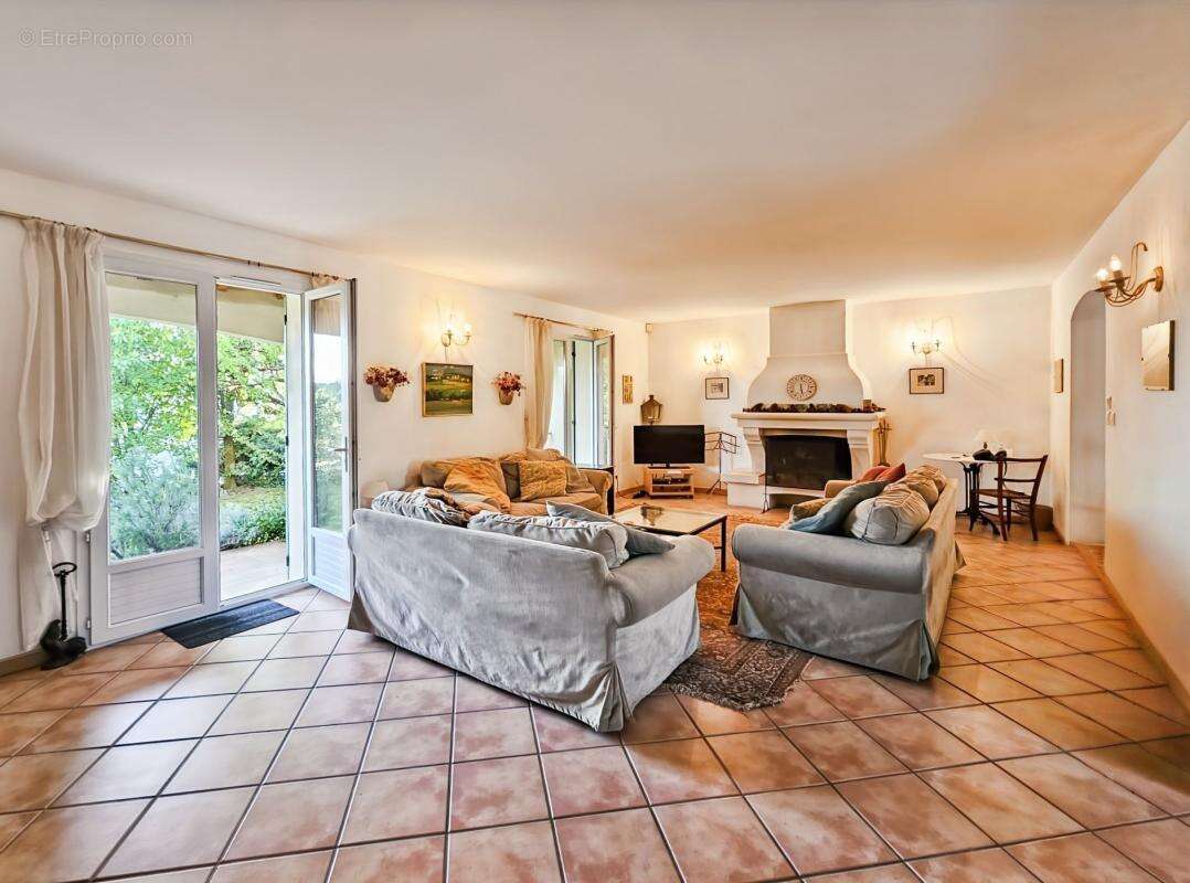 Maison à UZES