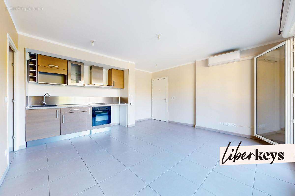 Appartement à MARSEILLE-12E