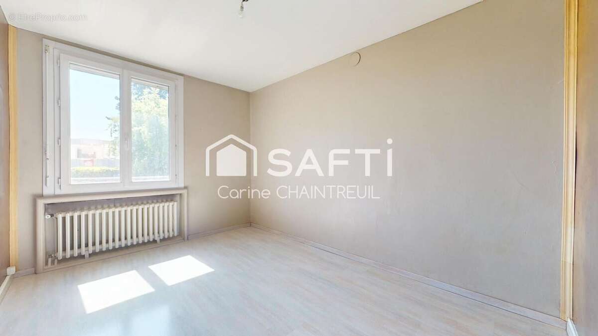 Photo 9 - Appartement à BRON