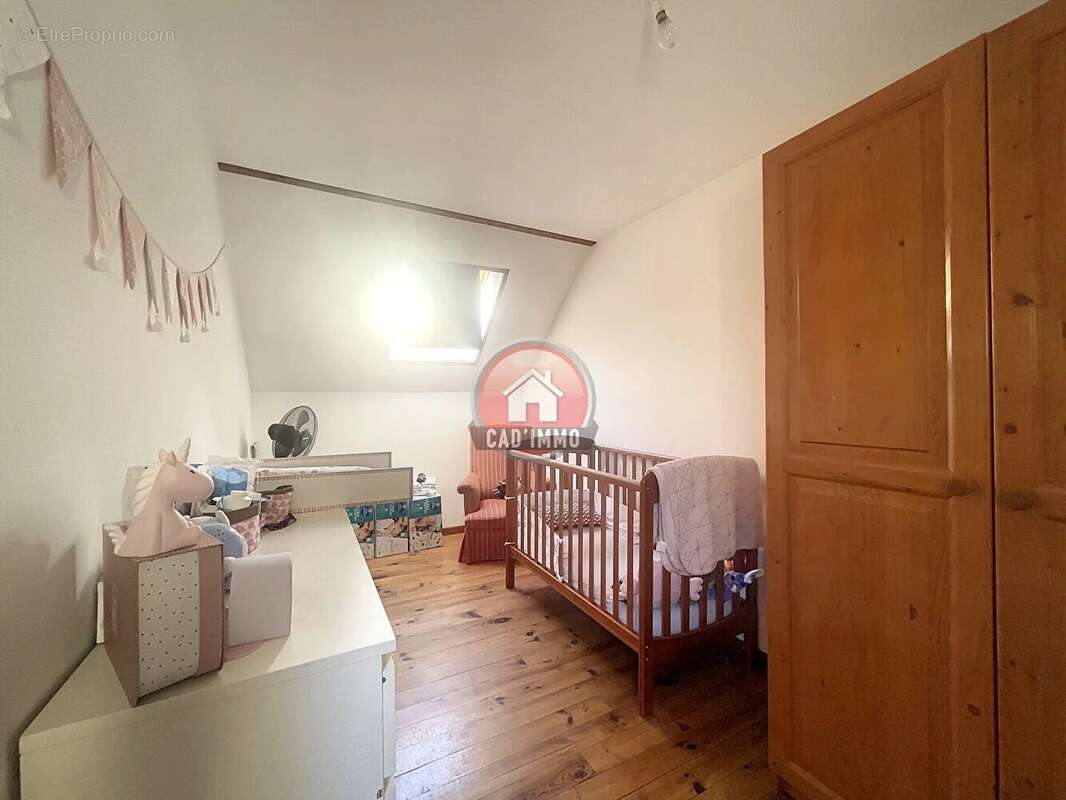 Maison à SAINT-PIERRE-D&#039;EYRAUD