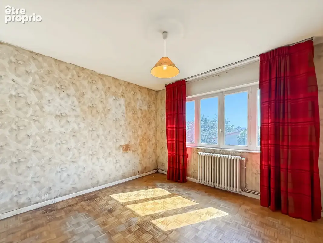 Cébazat   maison familiale 5 pièces   4 chambres   terrain 615 m2   beau potentiel - photo 10